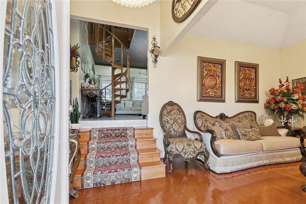 3504 LAKE PALOURDE Drive