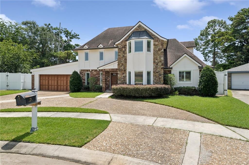 29 MADERA Court