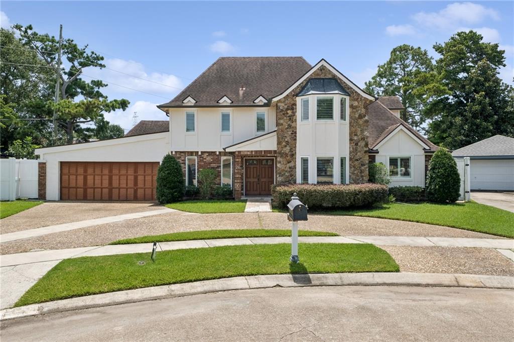 29 MADERA Court