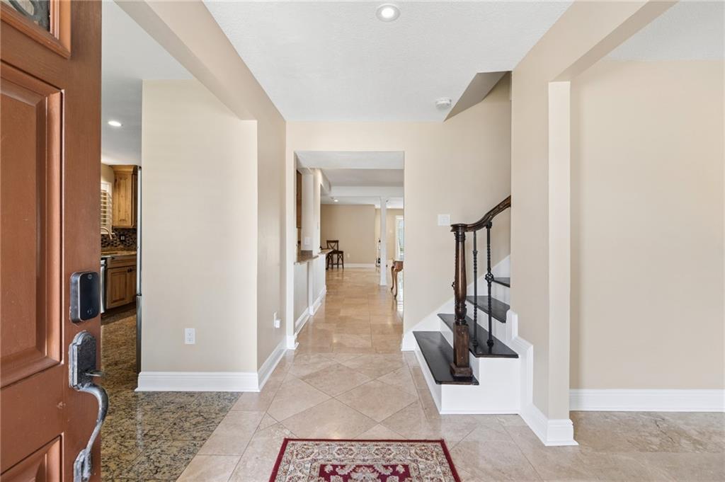 29 MADERA Court