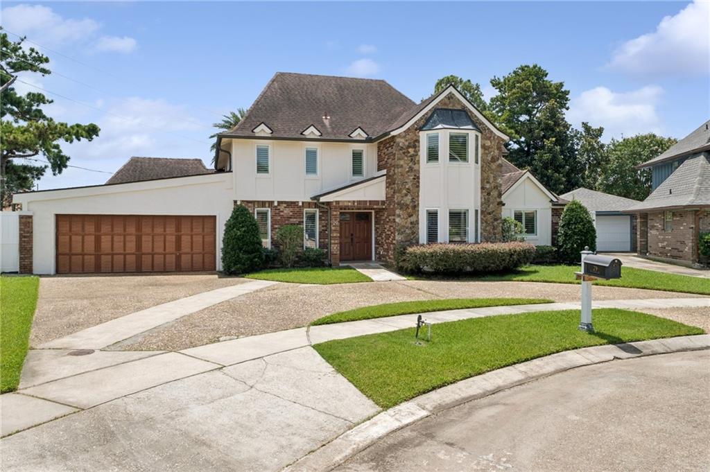 29 MADERA Court