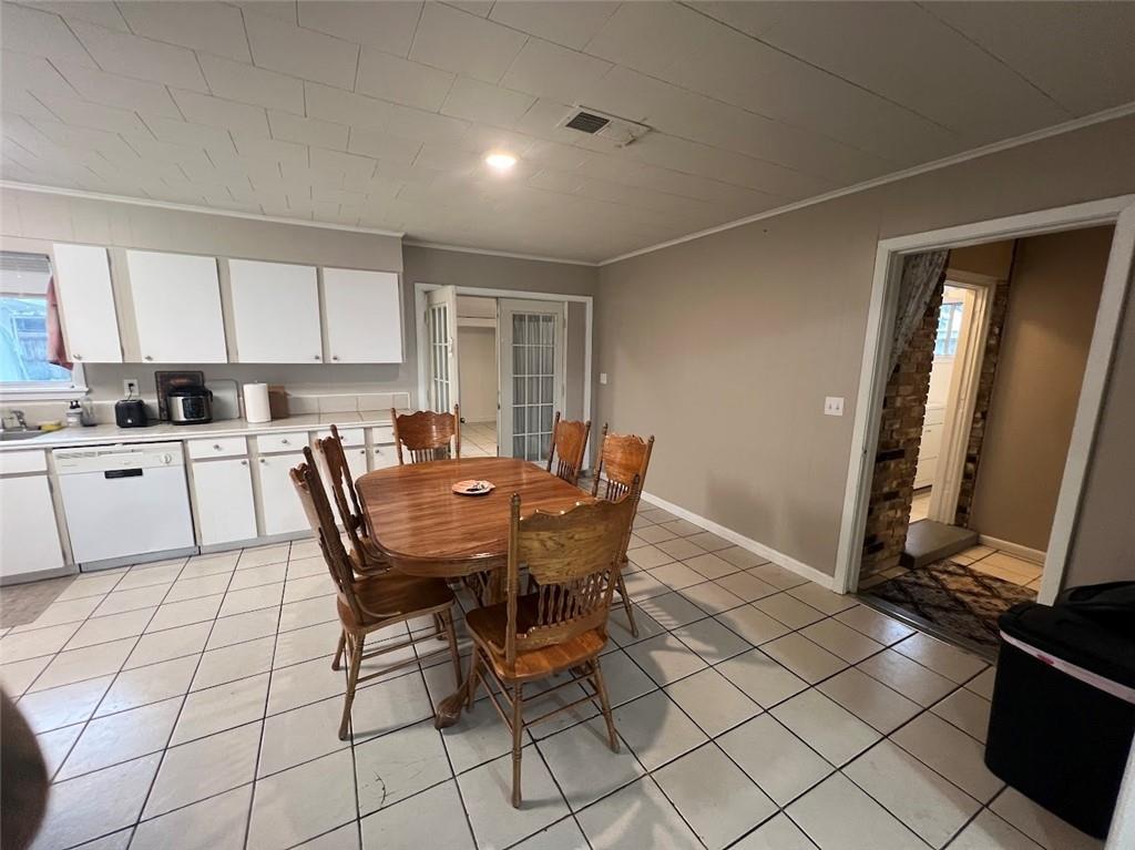 104 FLORENCE Drive
