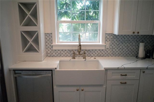 9900 MARTHA Lane