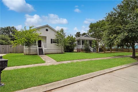 109 NORTON Avenue Arabi LA 70032