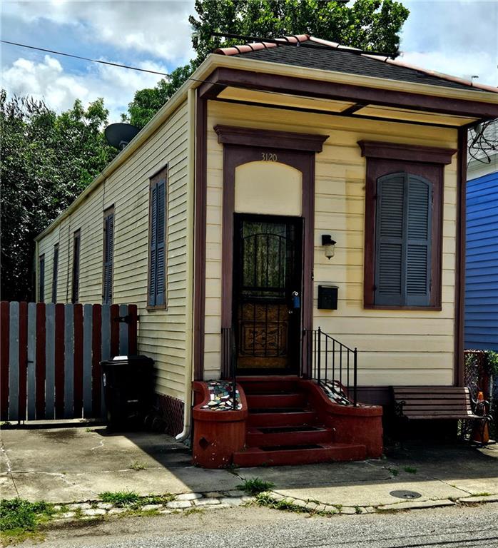 3120 URQUHART Street