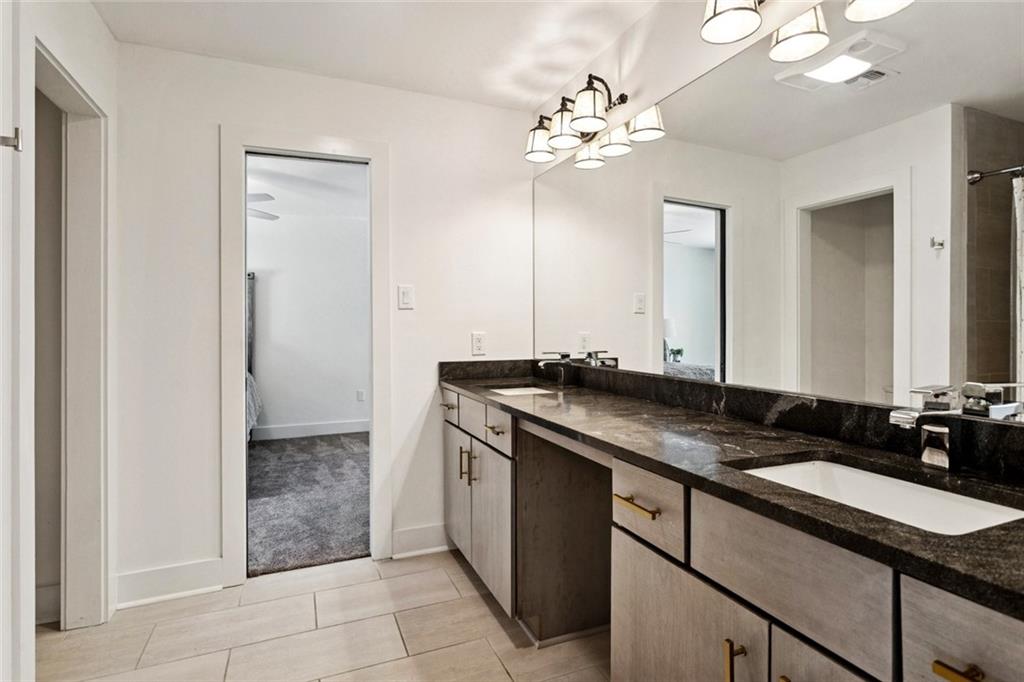 Covington, Louisiana 70435, United States, 4 Bedrooms Bedrooms, ,5 BathroomsBathrooms,Residential,Active,214290