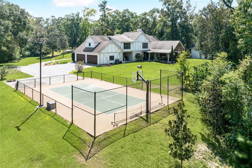 Covington, Louisiana 70435, United States, 4 Bedrooms Bedrooms, ,5 BathroomsBathrooms,Residential,Active,214290