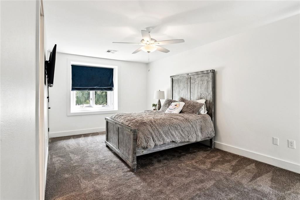 Covington, Louisiana 70435, United States, 4 Bedrooms Bedrooms, ,5 BathroomsBathrooms,Residential,Active,214290