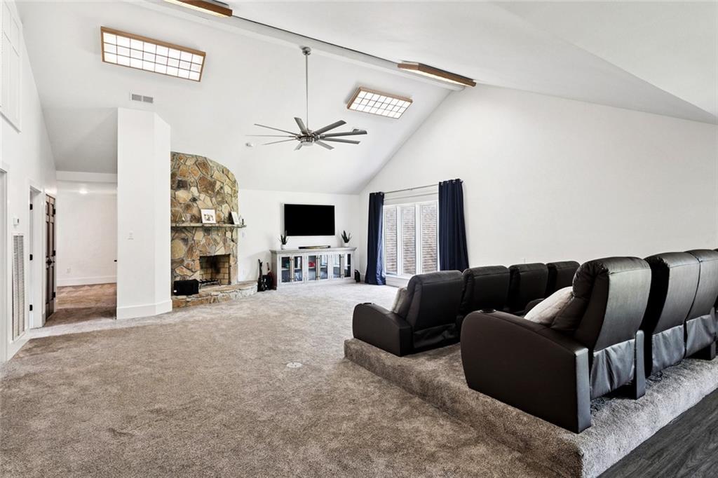 Covington, Louisiana 70435, United States, 4 Bedrooms Bedrooms, ,5 BathroomsBathrooms,Residential,Active,214290