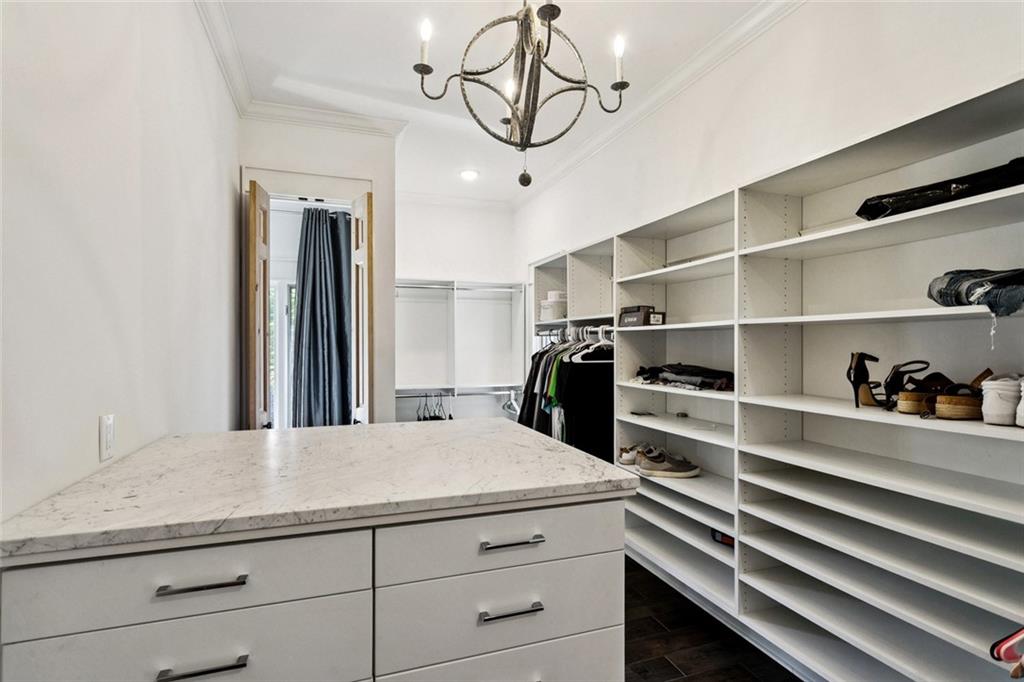 Covington, Louisiana 70435, United States, 4 Bedrooms Bedrooms, ,5 BathroomsBathrooms,Residential,Active,214290