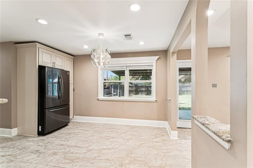 105 DANTE Circle