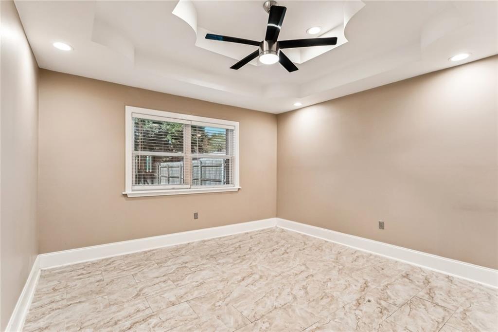 105 DANTE Circle