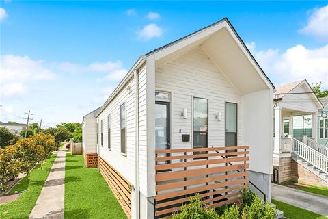 3502 S TONTI Street New Orleans LA 70125