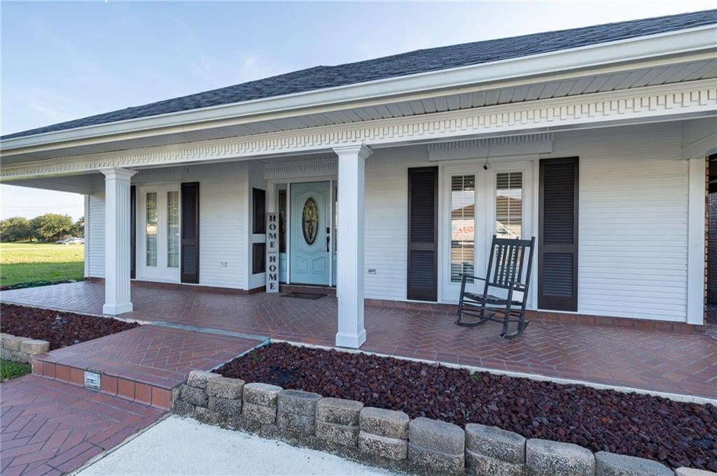 4208 NEWPORT Drive
