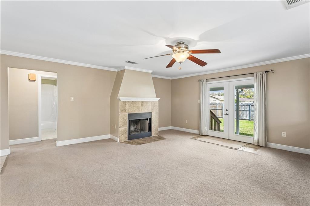 140 GREENCREST Drive