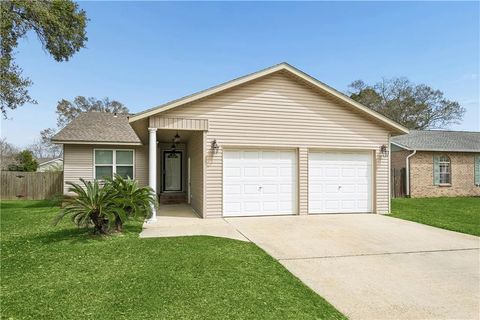 140 GREENCREST Drive Slidell LA 70458