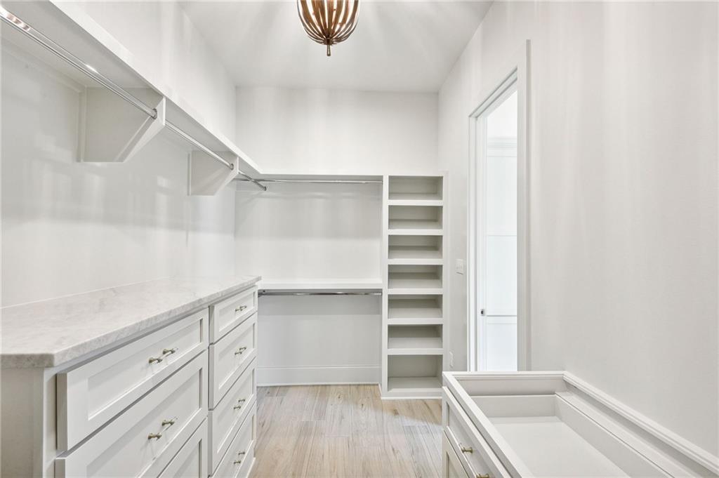 Covington, Louisiana 70433, United States, 4 Bedrooms Bedrooms, ,3 BathroomsBathrooms,Residential,Pending,58338