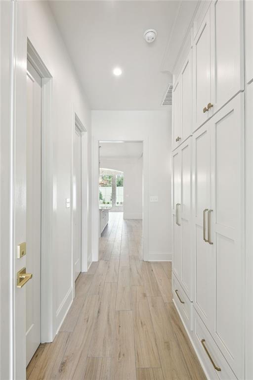 Covington, Louisiana 70433, United States, 4 Bedrooms Bedrooms, ,3 BathroomsBathrooms,Residential,Pending,58338