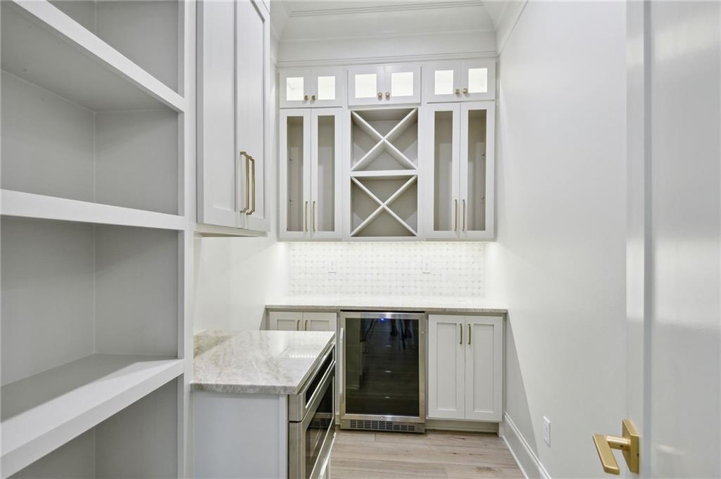 Covington, Louisiana 70433, United States, 4 Bedrooms Bedrooms, ,3 BathroomsBathrooms,Residential,Pending,58338