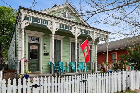 Photo of 422 RED ALLEN Way, New Orleans, LA 70114 (MLS # 2553556)