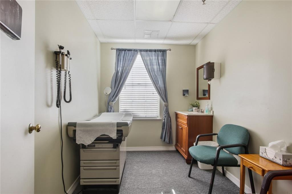 3939 HOUMA Boulevard 216