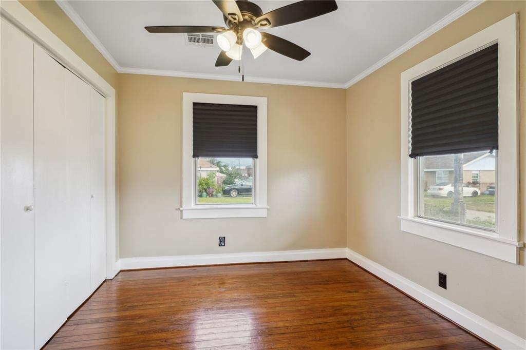 Marrero, Louisiana 70072, United States, 2 Bedrooms Bedrooms, ,1 BathroomBathrooms,Residential,Pending,67369