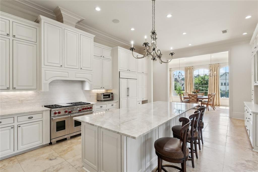 Mandeville, Louisiana 70471, United States, 6 Bedrooms Bedrooms, ,7 BathroomsBathrooms,Residential,Active,236902