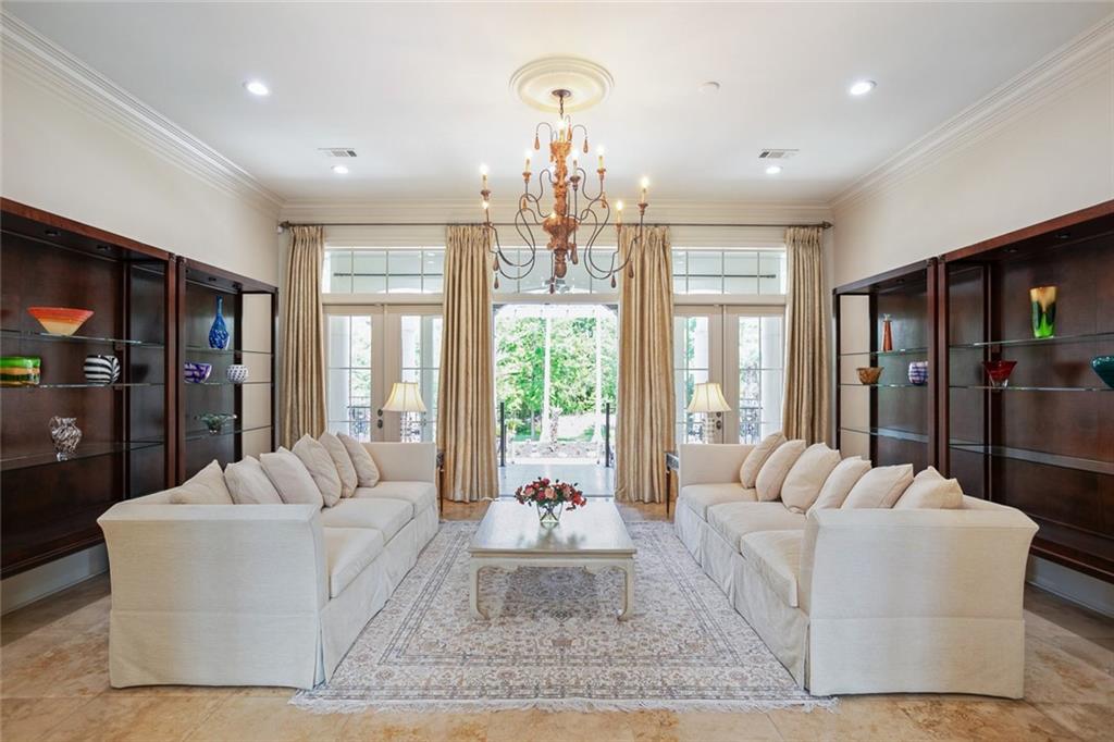 Mandeville, Louisiana 70471, United States, 6 Bedrooms Bedrooms, ,7 BathroomsBathrooms,Residential,Active,236902