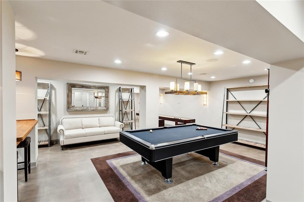 Mandeville, Louisiana 70471, United States, 6 Bedrooms Bedrooms, ,7 BathroomsBathrooms,Residential,Active,236902