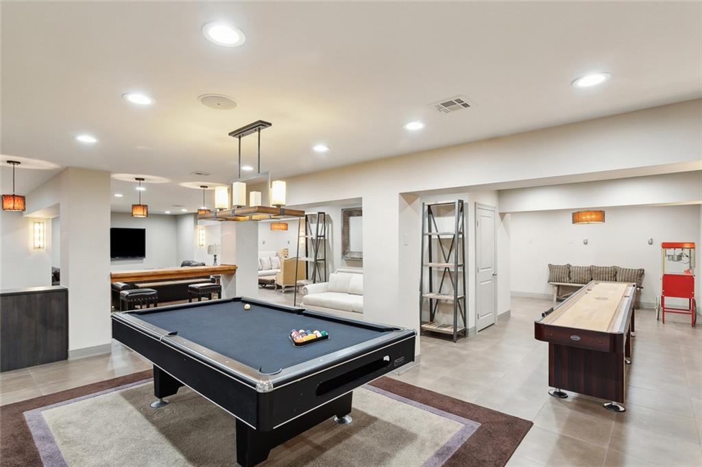 Mandeville, Louisiana 70471, United States, 6 Bedrooms Bedrooms, ,7 BathroomsBathrooms,Residential,Active,236902