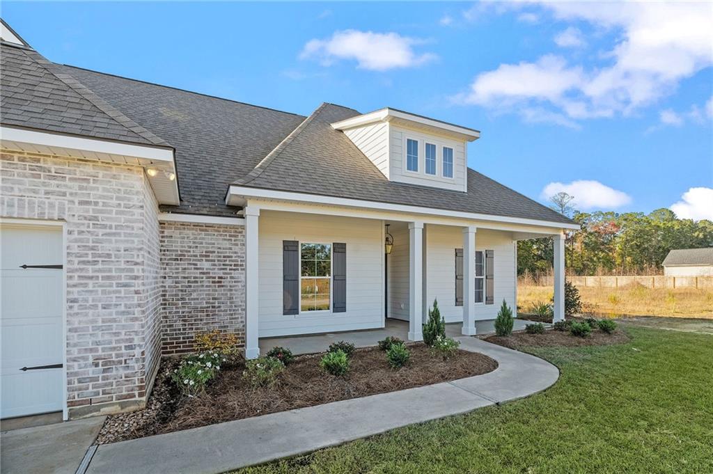 1660 SWEET PEA Court