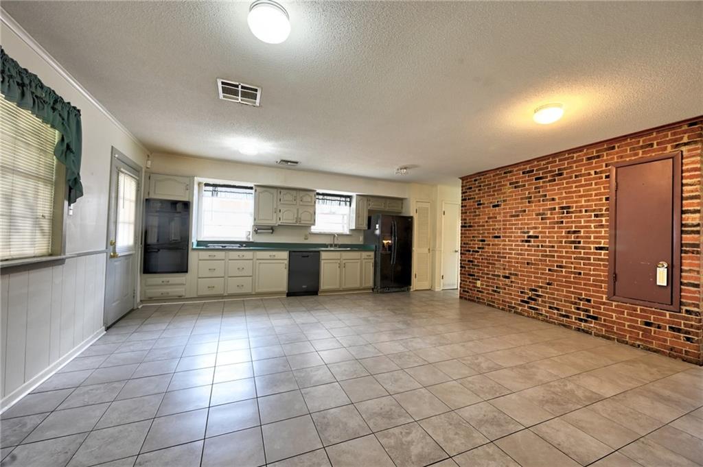 672 RONSON Drive