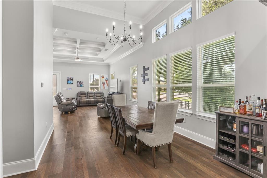 5700 FRANKLIN Avenue