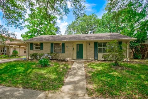 Photo of 2019 EASTER Lane, New Orleans, LA 70114 (MLS # 2559172)