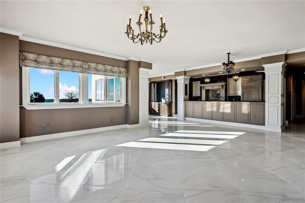 Mandeville, Louisiana 70448, United States, 3 Bedrooms Bedrooms, ,3 BathroomsBathrooms,Residential,Active,114929