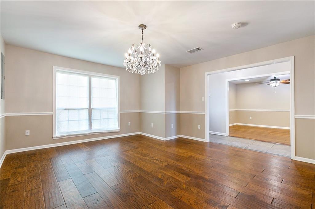 6906 LAKE WILLOW Drive