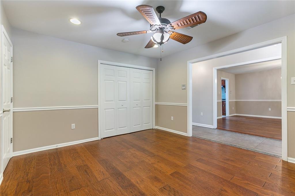 6906 LAKE WILLOW Drive