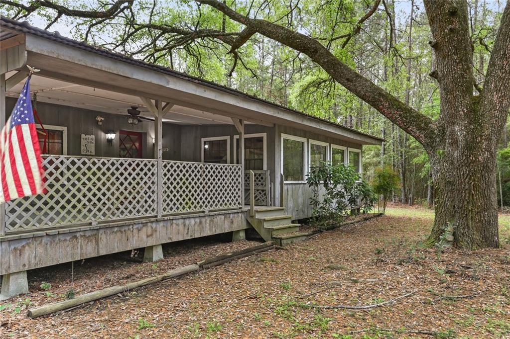 Covington, Louisiana 70435, United States, 3 Bedrooms Bedrooms, ,2 BathroomsBathrooms,Residential,Pending,61654