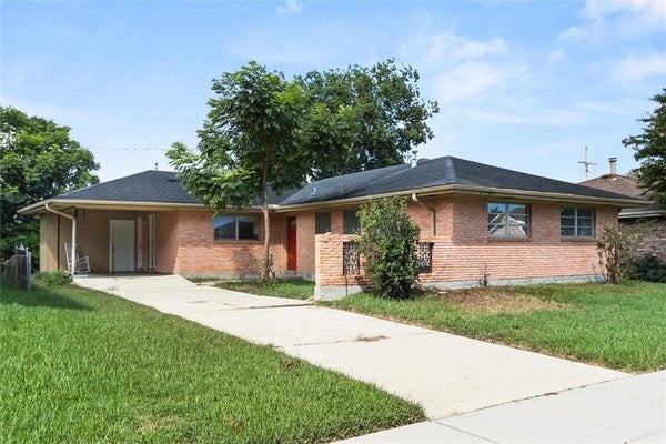 1812 AIRLINE PARK BLVD, METAIRIE, LA 70003 - Image a4cdb1ed5fb19a401f24632cfa4a690c/4139425167