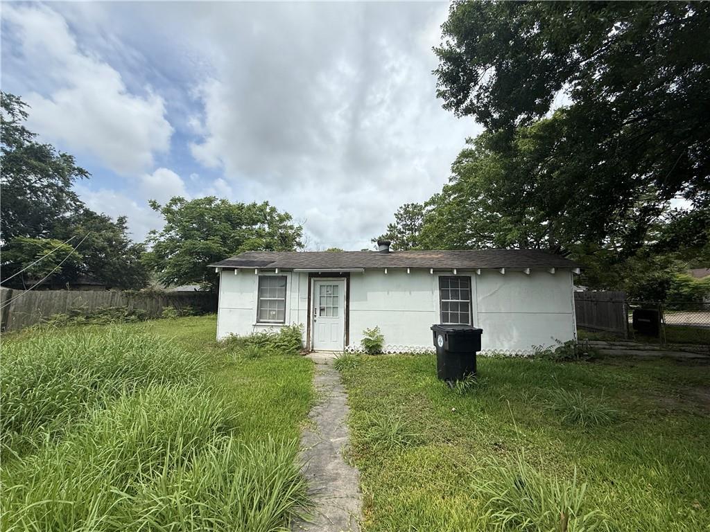 1401 SHIRLEY Drive