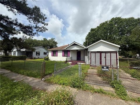 Photo of 1401 SHIRLEY Drive, New Orleans, LA 70114 (MLS # 2559130)
