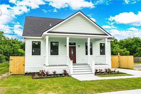 3101 MUNSTER Boulevard Meraux LA 70075