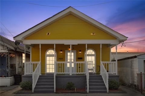 2424 EADS Street New Orleans LA 70117