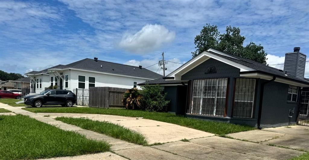 2424 COLONIAL Boulevard