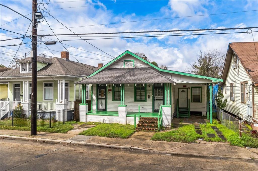 New Orleans, Louisiana 70118, United States, 4 Bedrooms Bedrooms, ,4 BathroomsBathrooms,Residential,Pending,63619