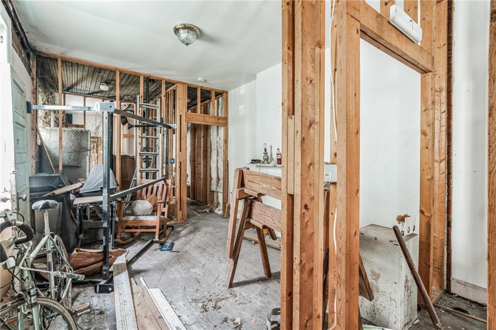 New Orleans, Louisiana 70118, United States, 4 Bedrooms Bedrooms, ,4 BathroomsBathrooms,Residential,Pending,63619