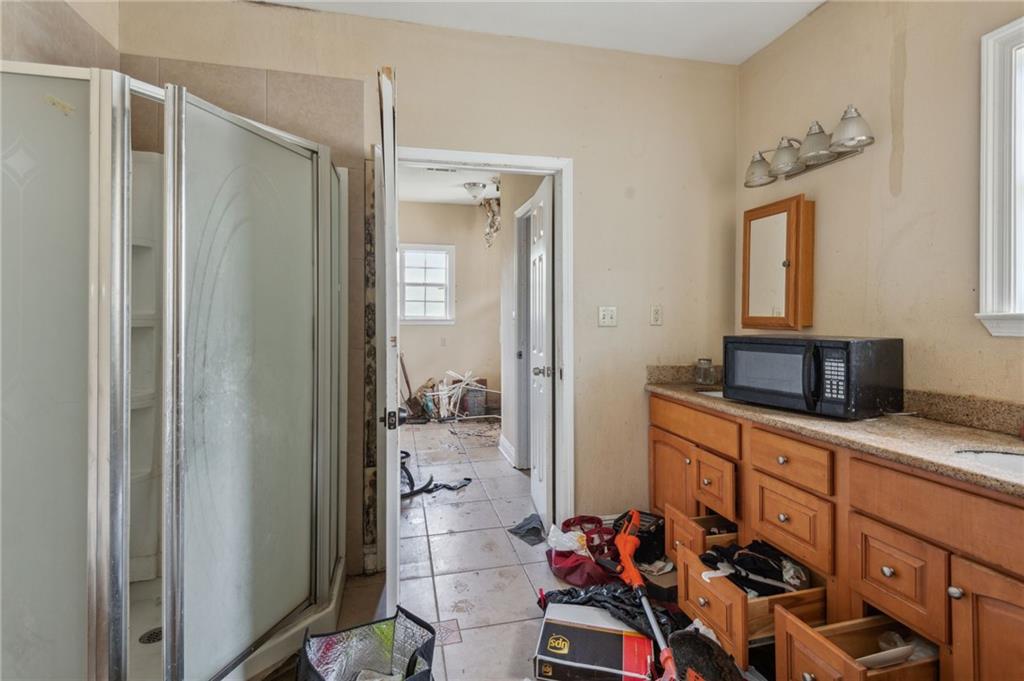 New Orleans, Louisiana 70118, United States, 4 Bedrooms Bedrooms, ,4 BathroomsBathrooms,Residential,Pending,63619