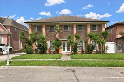 3816 JEAN LAFITTE Parkway Chalmette LA 70043
