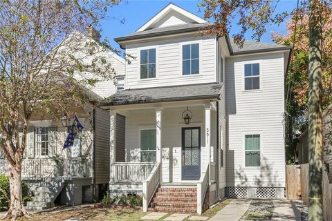Photo of 5611 ANNUNCIATION Street, New Orleans, LA 70115 (MLS # 2561716)