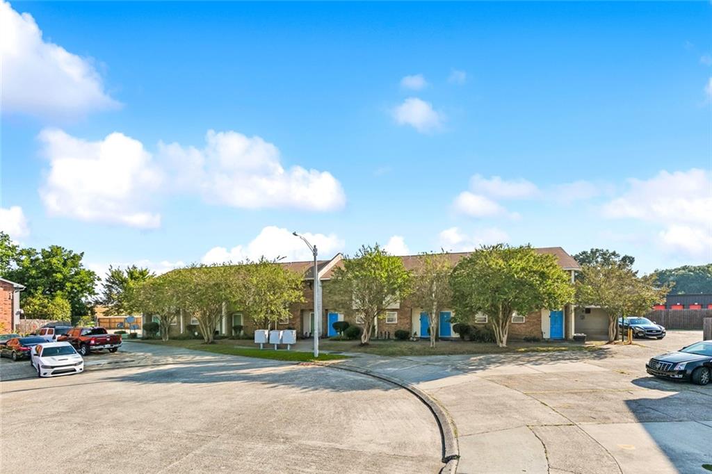 11900-50 LAKELAND Court